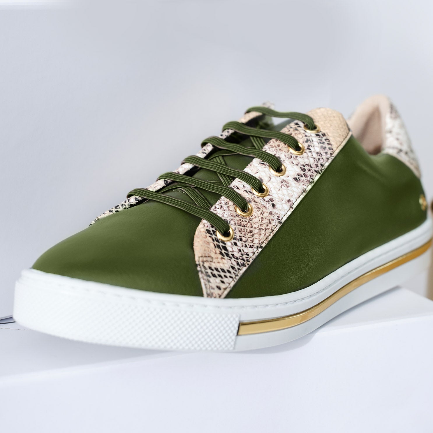Vegan Sneaker No I olive snake