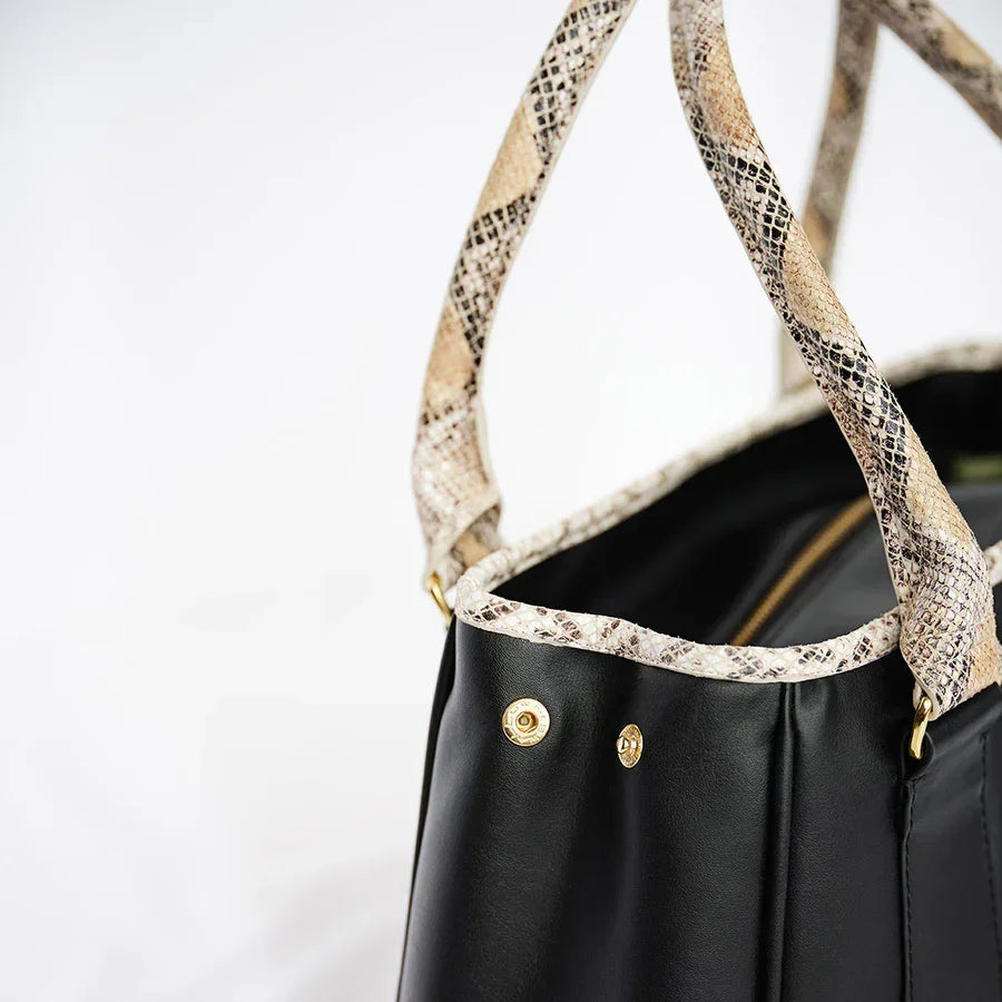 Produkte_Tasche_3_900x_91976621-dd98-42c5-863c-3e3d25f9f65f