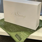 Anne Schollenberger packaging and protective bag